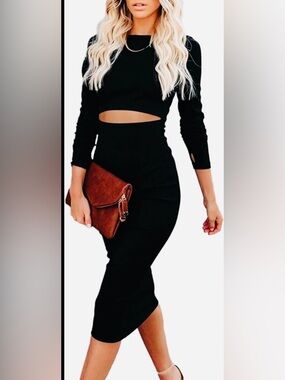 Women's Black Long-Sleeve Cutout Midi Dress